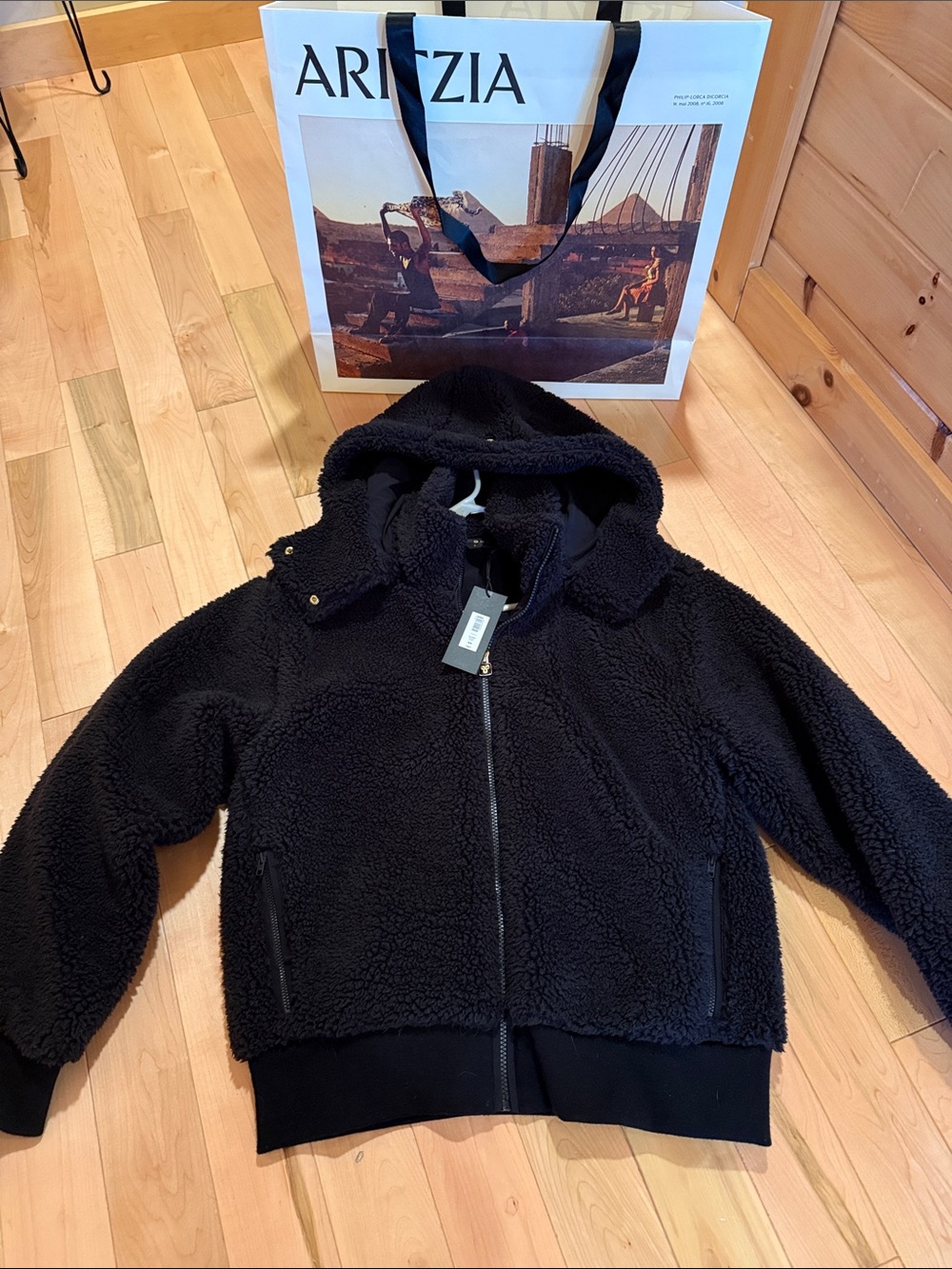 Aritzia Golden Glacier Zip Sherpa Jacket NWT